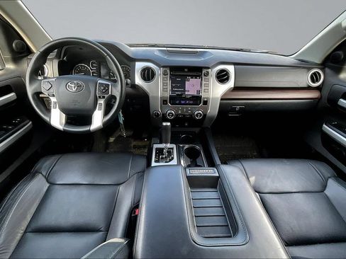 Used 2019 Toyota Tundra Limited w/ Limited Premium Package AWD/4WD image 8