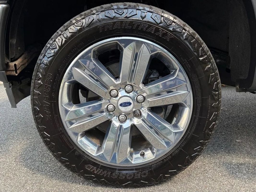 Used 2020 Ford F150 Lariat w/ Equipment Group 502A Luxury AWD/4WD image 33