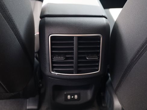 New 2026 Kia Sportage LX FWD image 17