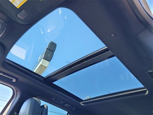 Used 2024 Lincoln Navigator Reserve image 21