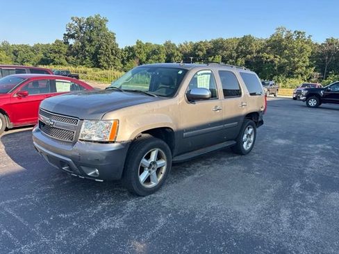 Used 2008 Chevrolet Tahoe LTZ w/ LTZ Preferred Equipment Group AWD/4WD image 6