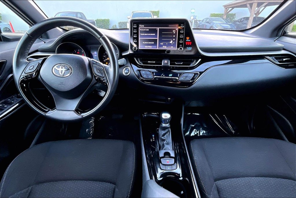 Used 2019 Toyota C-HR XLE FWD image 7