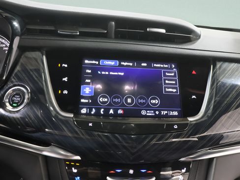 Used 2024 Cadillac XT6 Premium Luxury w/ Technology Package AWD/4WD image 10