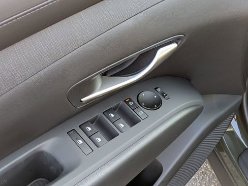 New 2026 Hyundai Tucson SEL image 16