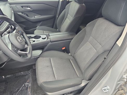 Certified 2024 Nissan Rogue SV AWD/4WD image 15