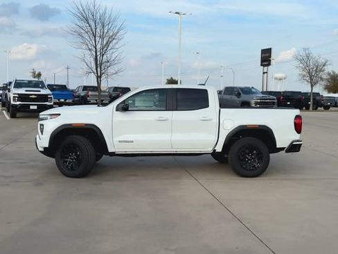 New 2026 GMC Canyon Elevation image 5