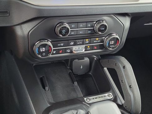 New 2026 Ford Bronco Outer Banks w/ Sasquatch Package image 31