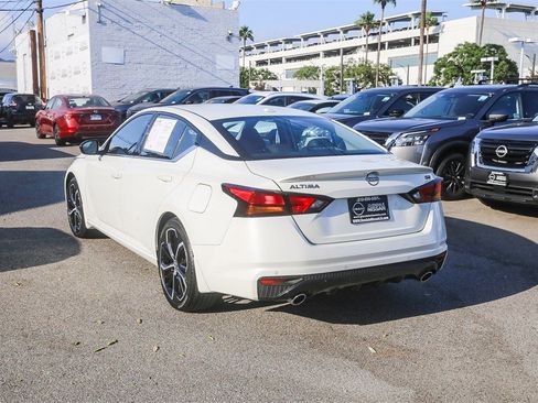 Used 2024 Nissan Altima 2.5 SR image 6