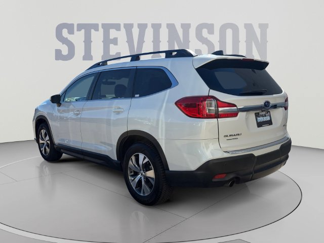 Used 2022 Subaru Ascent Premium w/ Convenience Package AWD/4WD image 3