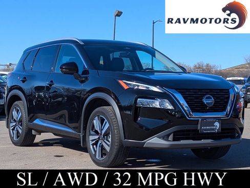 Used 2021 Nissan Rogue SL w/ Premium Package image 1