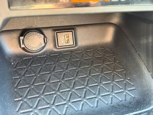 Certified 2024 Toyota RAV4 XLE FWD image 32