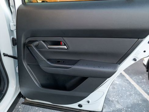 Used 2024 MAZDA CX-50 AWD 2.5 S w/ Preferred Package image 25