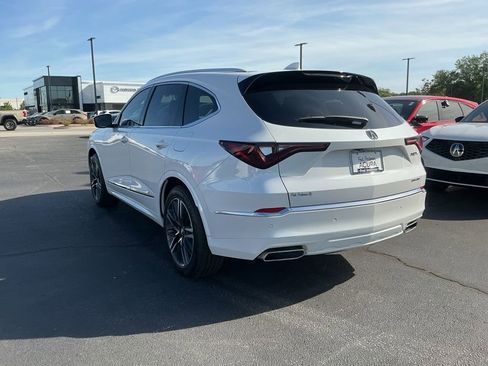 New 2026 Acura MDX w/ Advance Package AWD/4WD image 3