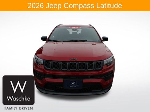 Used 2026 Jeep Compass Latitude w/ Quick Order Package 29K AWD/4WD image 2