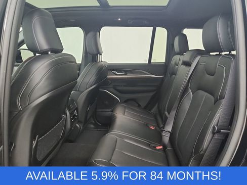 New 2026 Jeep Grand Cherokee Limited AWD/4WD image 32