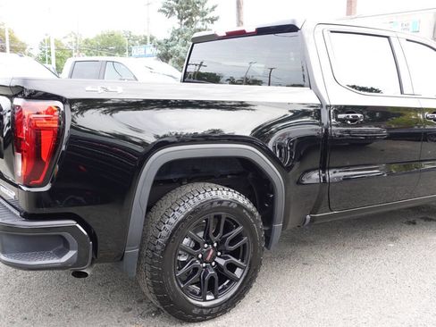 Used 2024 GMC Sierra 1500 Elevation image 9