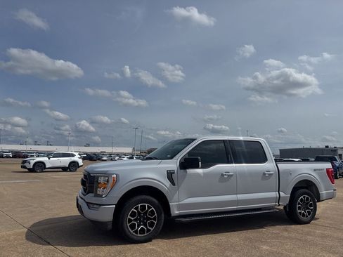 Used 2022 Ford F150 XLT w/ Equipment Group 302A High RWD image 11