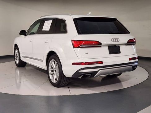 Used 2025 Audi Q7 3.0T Premium Plus AWD/4WD image 6