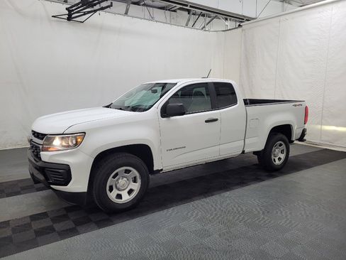 Used 2021 Chevrolet Colorado W/T w/ WT Convenience Package AWD/4WD image 2