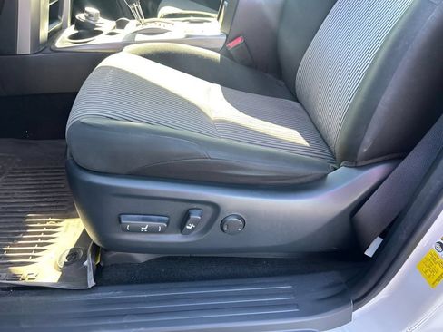 Used 2023 Toyota 4Runner SR5 AWD/4WD image 19