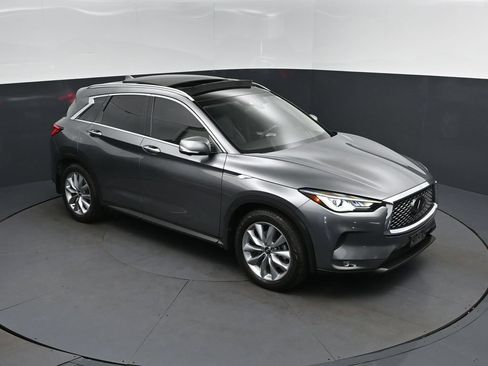 Certified 2022 INFINITI QX50 Essential FWD image 36