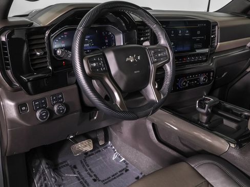 Used 2024 Chevrolet Silverado 1500 ZR2 w/ ZR2 Bison Edition image 4