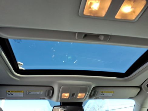 Used 2022 MAZDA CX-5 AWD 2.5 S w/ Premium Plus Pkg image 5