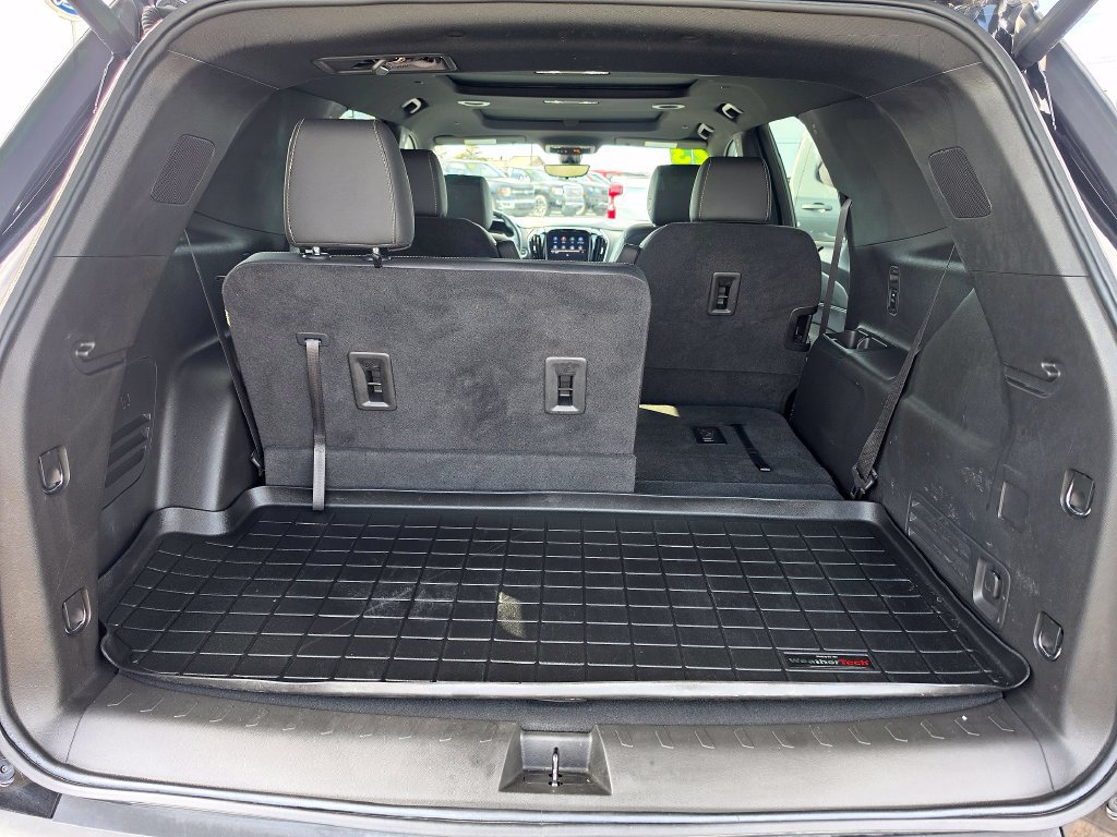 Used 2023 Chevrolet Traverse LT w/ LT Premium Package AWD/4WD image 8
