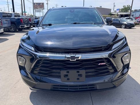 Used 2025 Chevrolet Blazer RS AWD/4WD image 2