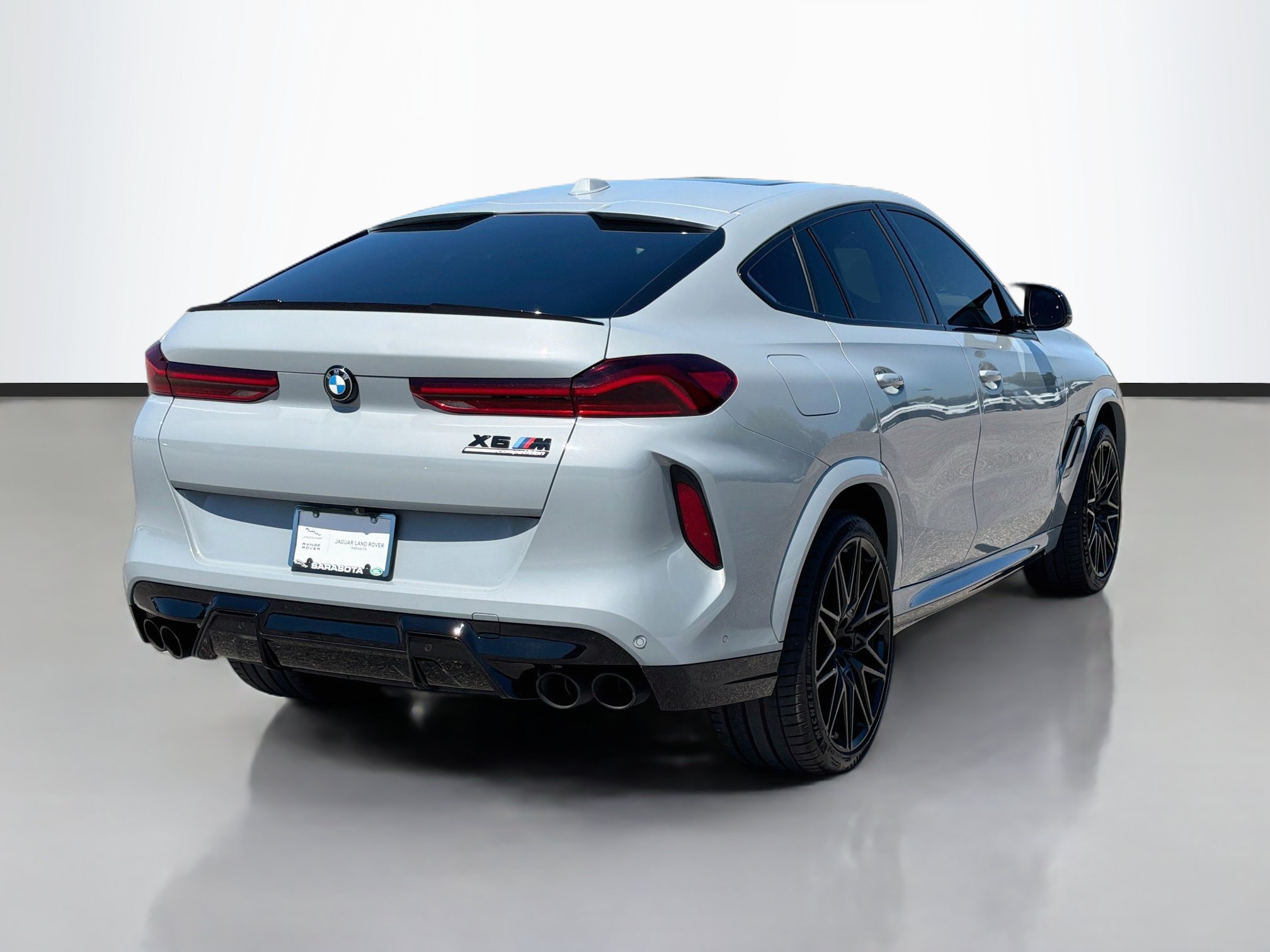 Used 2024 BMW X6 M Competition w/ Executive Package AWD/4WD image 5