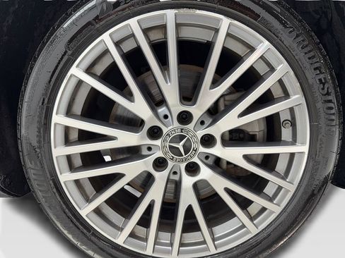 Used 2023 Mercedes-Benz CLA 250 4MATIC w/ Premium Package image 41