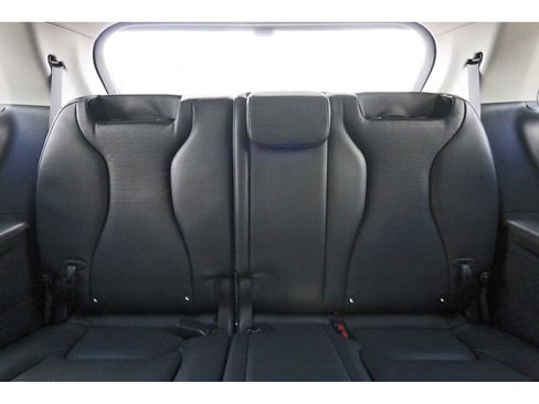 Used 2025 Kia Carnival SX Prestige image 11