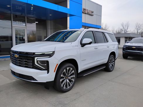 New 2026 Chevrolet Tahoe High Country w/ Sun And Tow Package AWD/4WD image 31