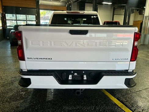 Used 2021 Chevrolet Silverado 1500 Custom AWD/4WD image 4
