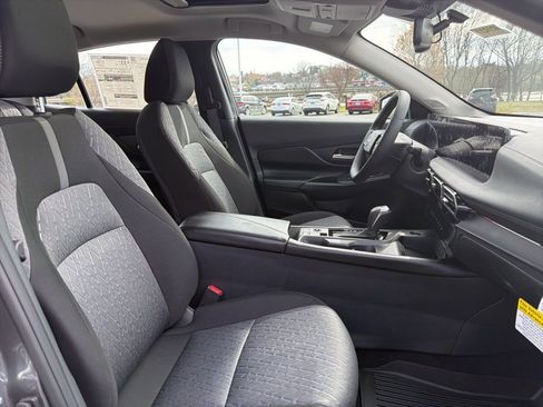 New 2026 Nissan Sentra SV w/ SV Convenience Package FWD image 13