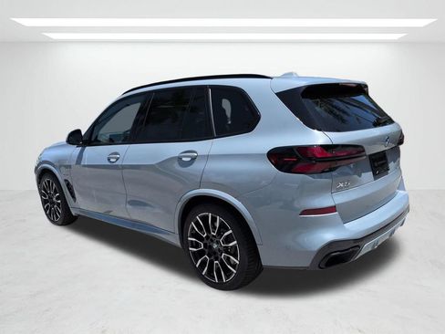 New 2026 BMW X5 xDrive50e w/ M Sport Package AWD/4WD image 6