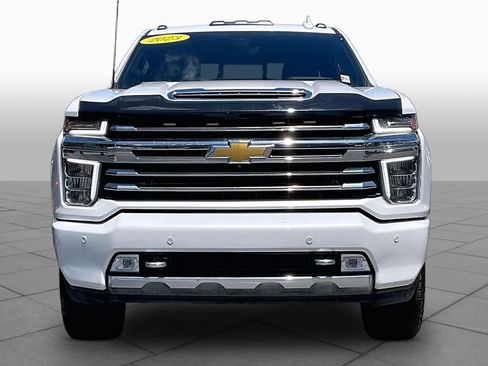 Used 2023 Chevrolet Silverado 2500 High Country w/ Z71 Off-Road Package AWD/4WD image 6