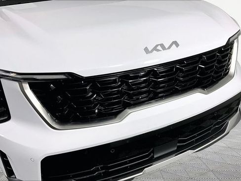 Certified 2026 Kia Sorento S FWD image 30