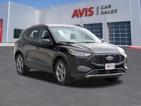 Used 2025 Ford Escape ST-Line AWD/4WD image 3