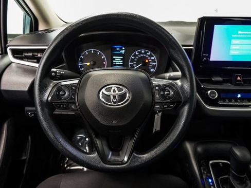 Used 2023 Toyota Corolla LE FWD image 12