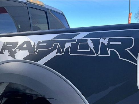 Used 2014 Ford F150 Raptor w/ Equipment Group 801A Luxury image 8