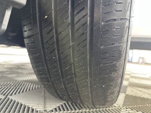 Certified 2023 Kia Sorento S w/ Panoramic Sunroof Package image 12