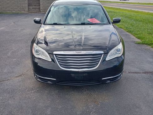 Used 2013 Chrysler 200 LX FWD image 8