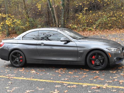 Used 2018 BMW 430i Convertible image 13