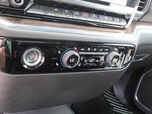 Used 2024 Chevrolet Silverado 1500 LT image 27