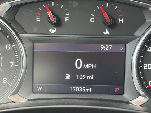 Used 2024 Chevrolet Equinox LT FWD image 14