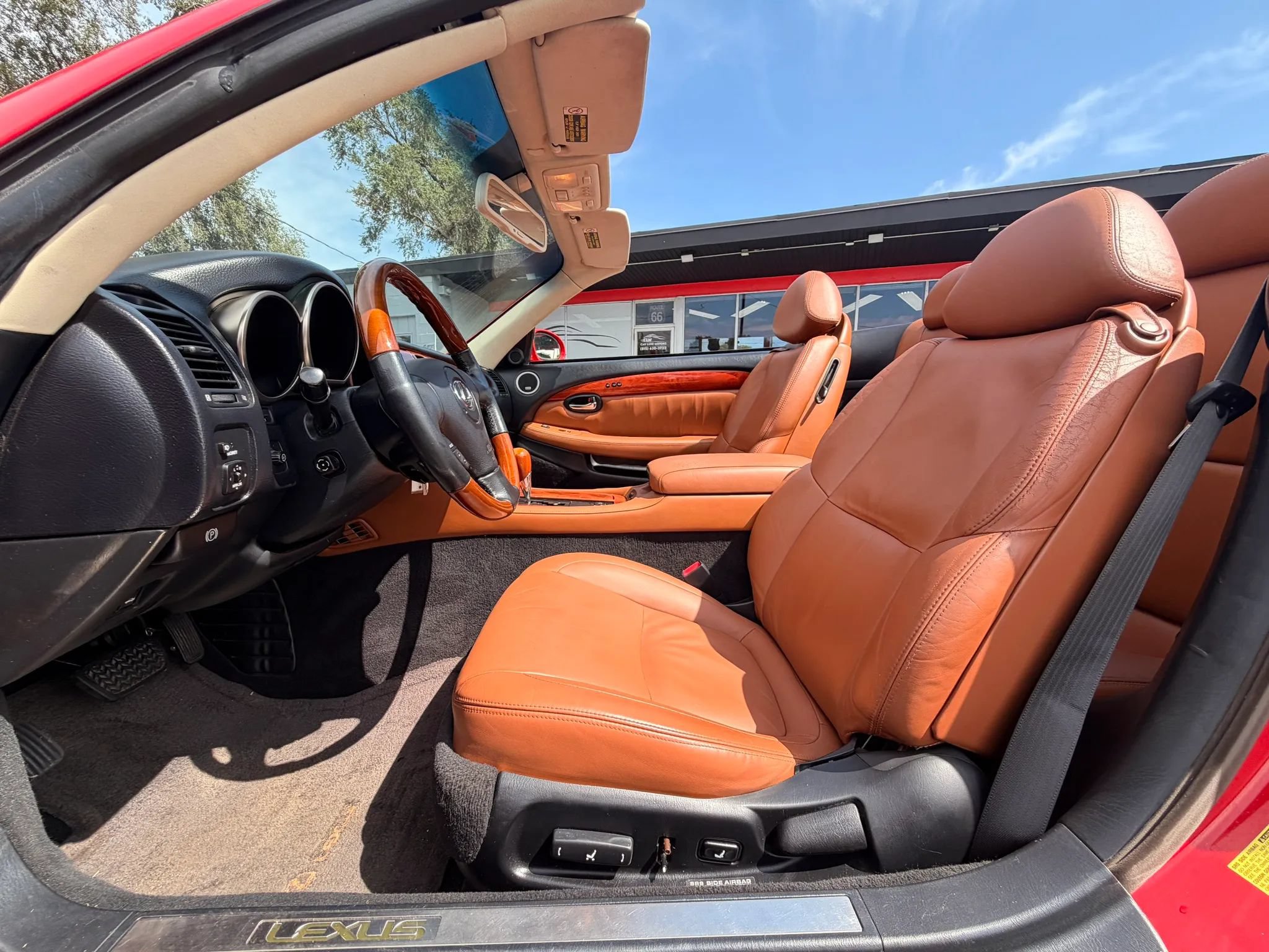 Used 2005 Lexus SC 430 Convertible RWD image 14