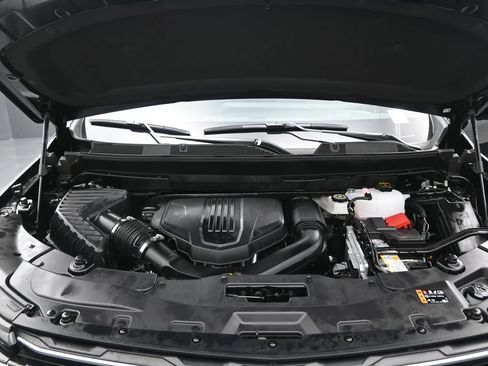 Certified 2026 Chevrolet Traverse LT FWD image 17