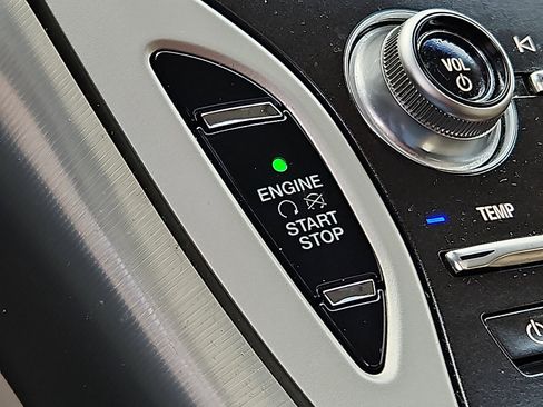 Used 2019 Lincoln Nautilus Select image 25