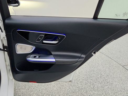 Certified 2023 Mercedes-Benz C 300 4MATIC Sedan image 33